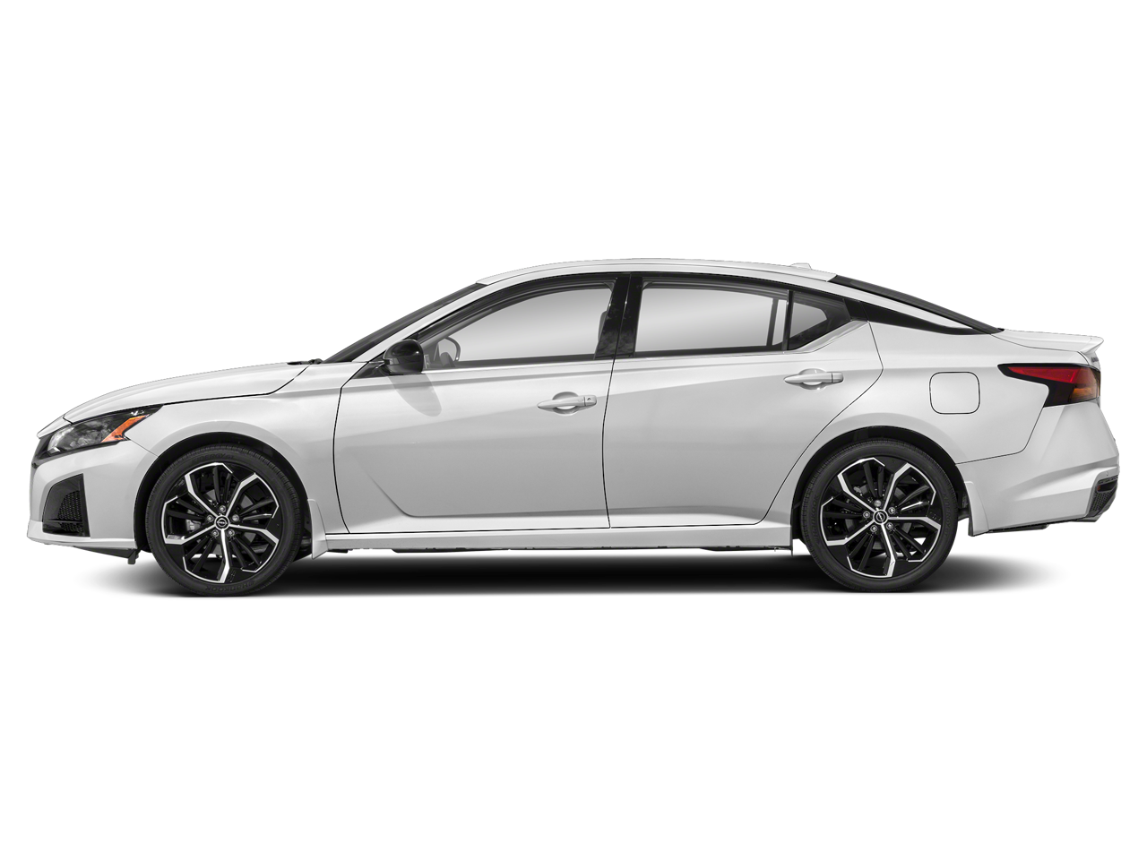 2024 Nissan Altima SR - Photo 32