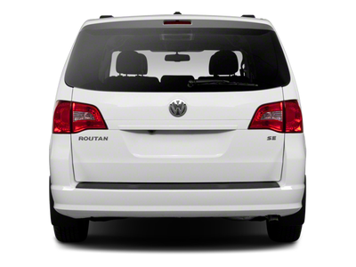 2012 Volkswagen Routan SE