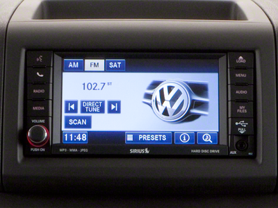 2012 Volkswagen Routan SE