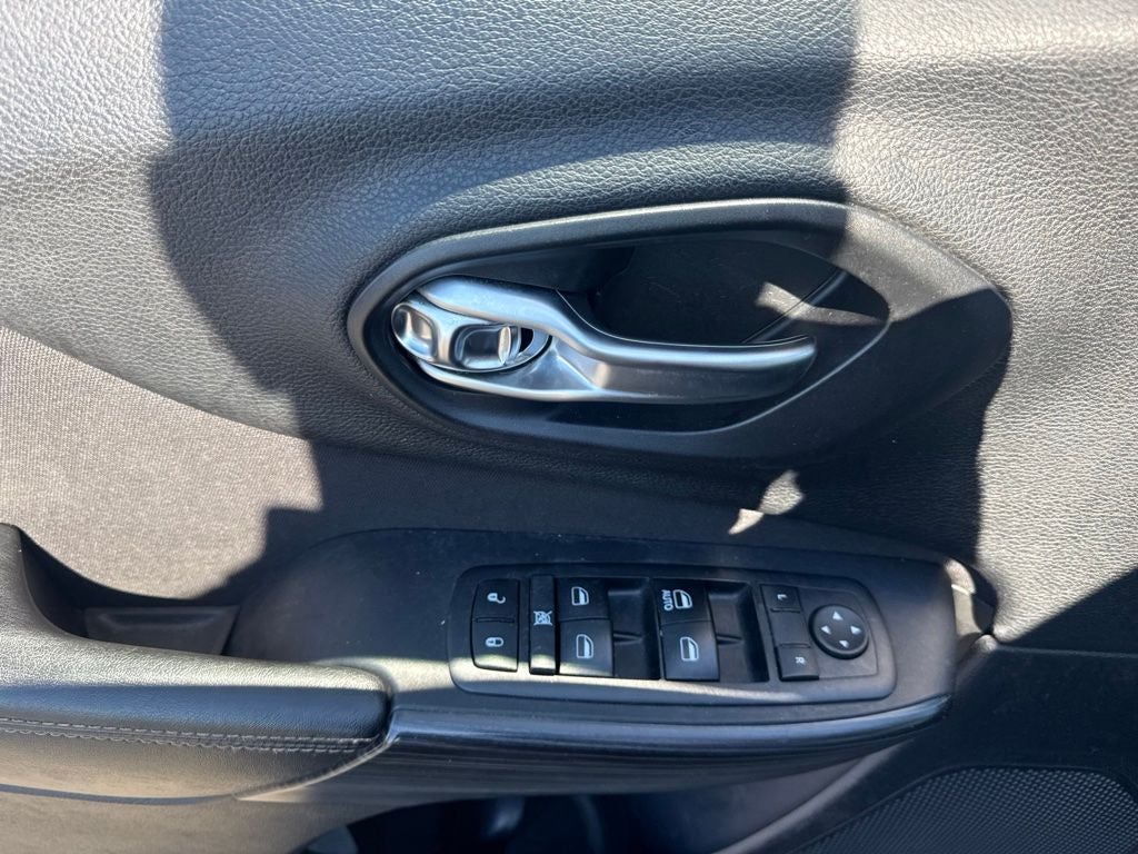 2017 Jeep Cherokee Altitude