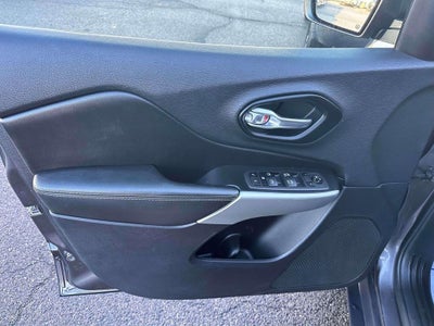 2022 Jeep Cherokee X