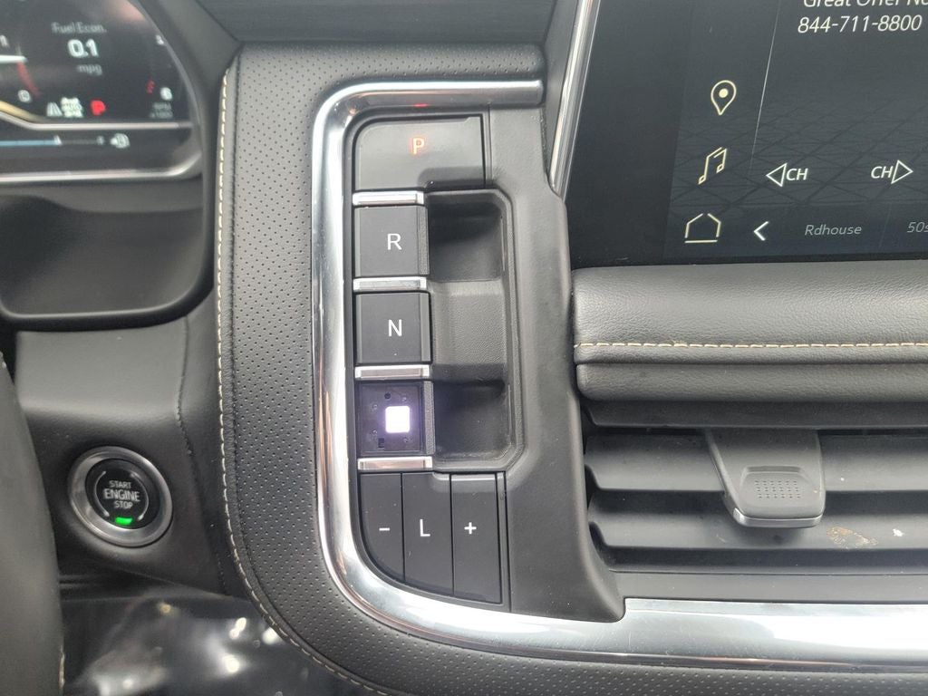 2023 GMC Yukon XL SLT