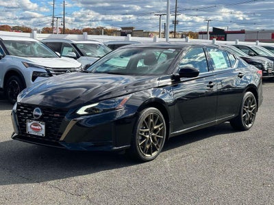 2025 Nissan Altima 2.5 SR