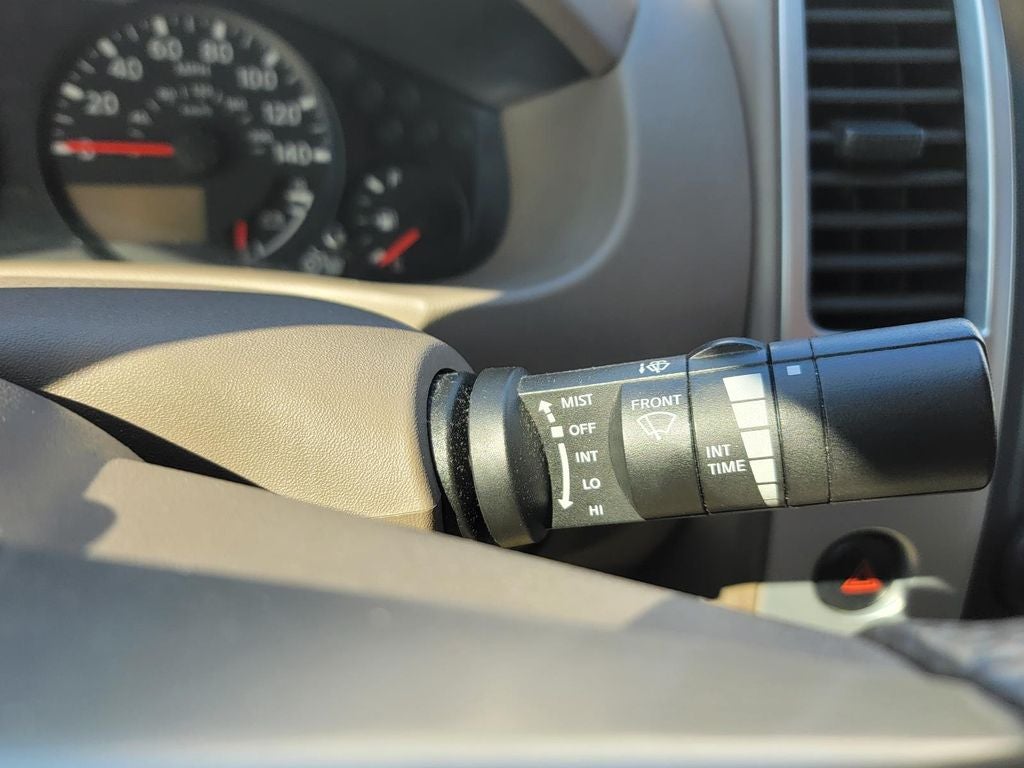 2011 Nissan Frontier SV