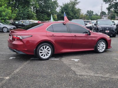 2022 Toyota Camry LE