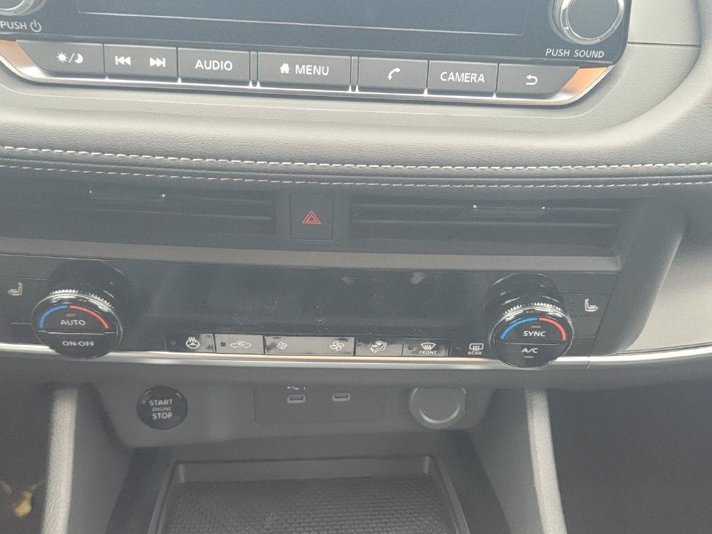 2027 Nissan Rogue SV