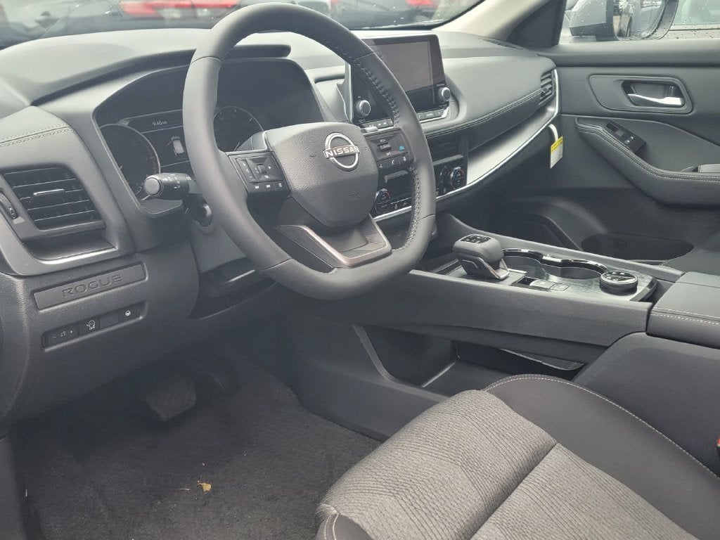 2027 Nissan Rogue SV