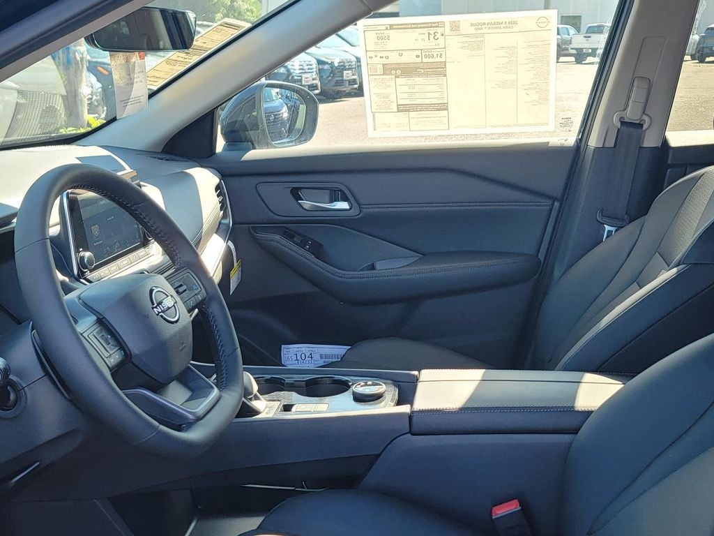 2026 Nissan Rogue Dark Armor