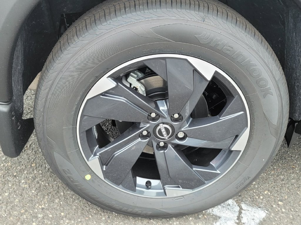 2027 Nissan Rogue SV