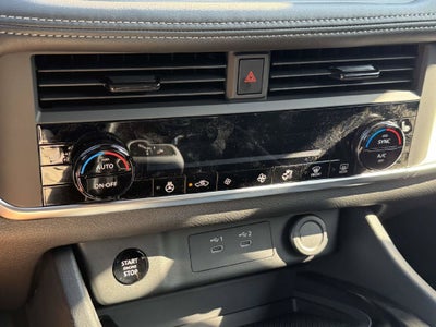 2027 Nissan Rogue SV