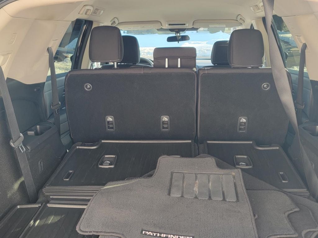 2025 Nissan Pathfinder S