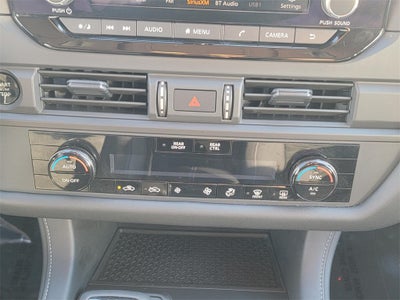 2025 Nissan Pathfinder S