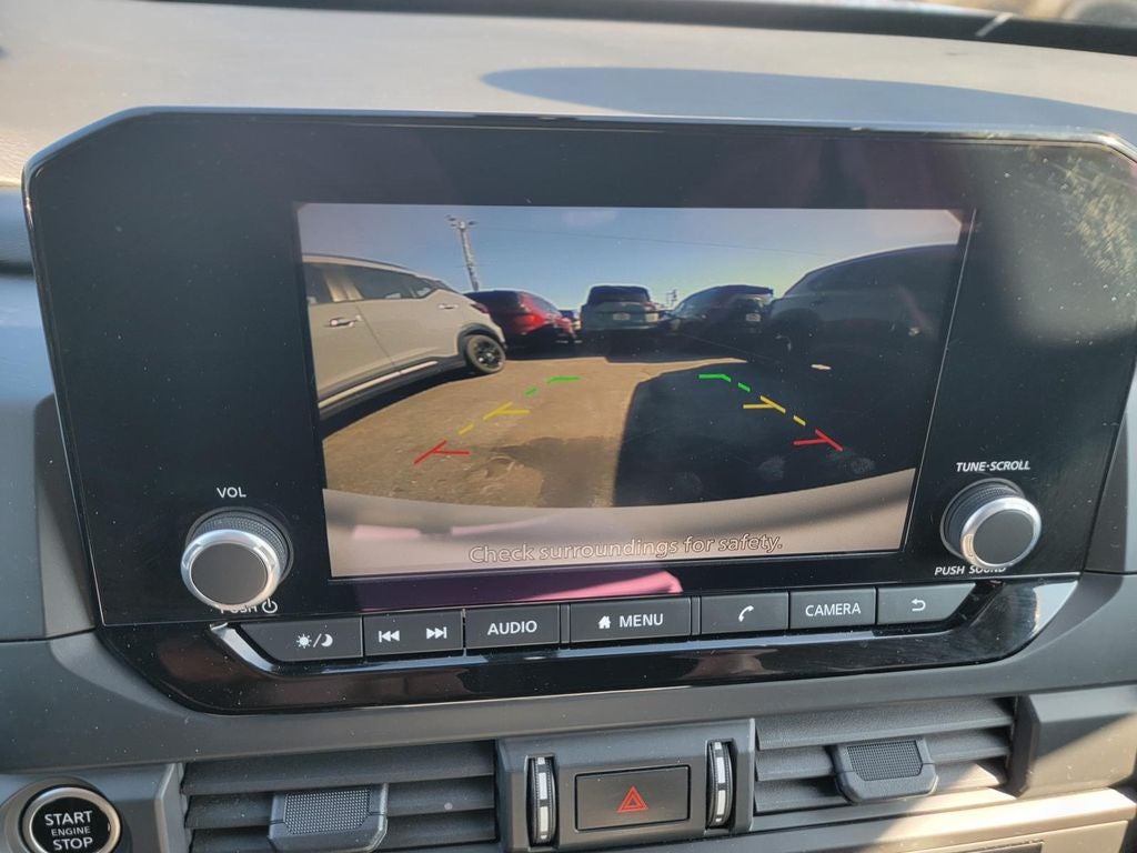 2024 Nissan Pathfinder S