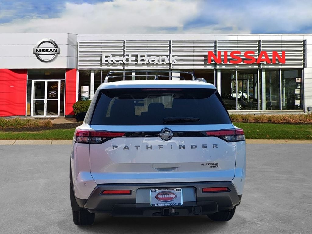 2026 Nissan Pathfinder Platinum