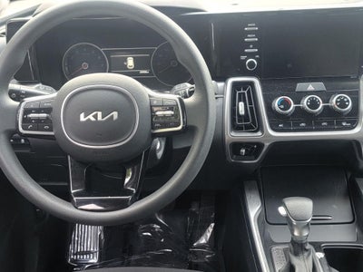 2023 Kia Sorento LX