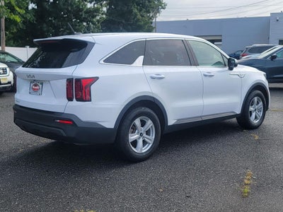 2023 Kia Sorento LX