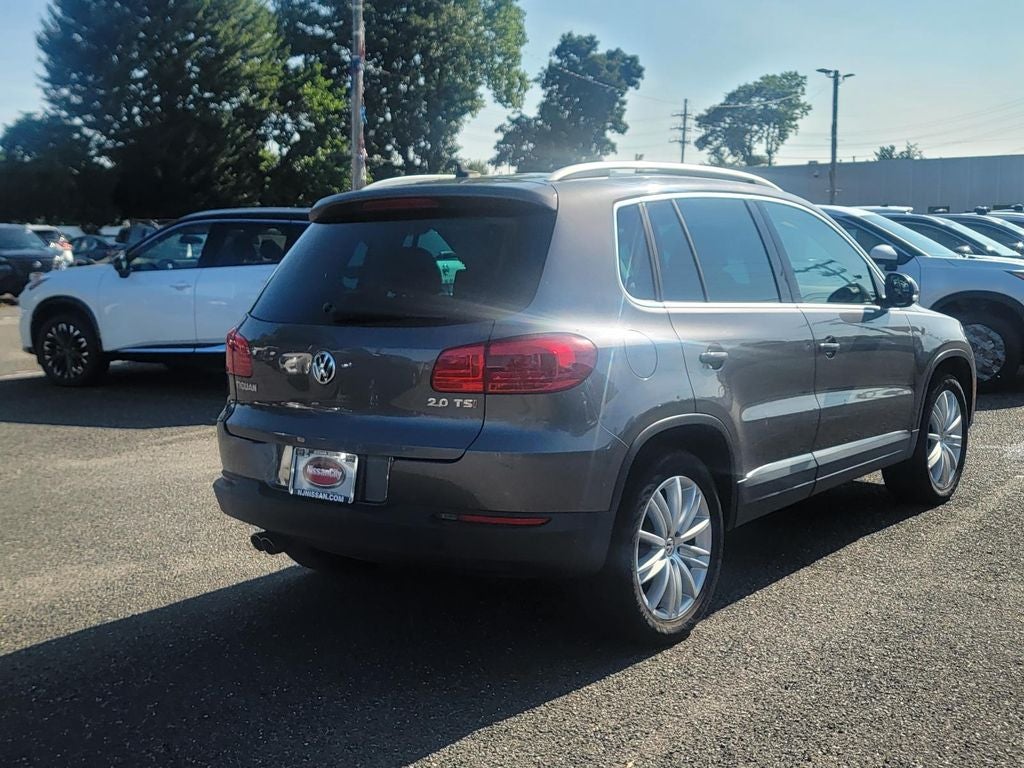 2012 Volkswagen Tiguan SE