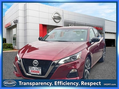 2022 Nissan Altima 2.5 SR
