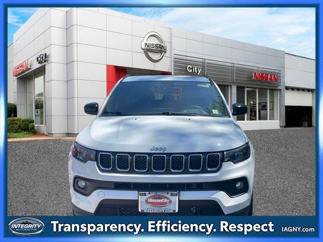2023 Jeep Compass Latitude Lux