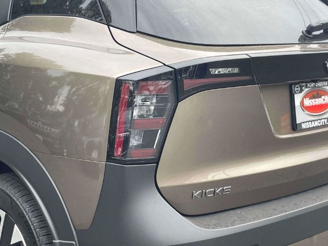 2027 Nissan Kicks SV