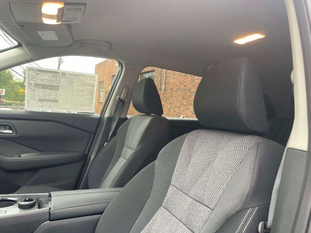 2027 Nissan Rogue SV