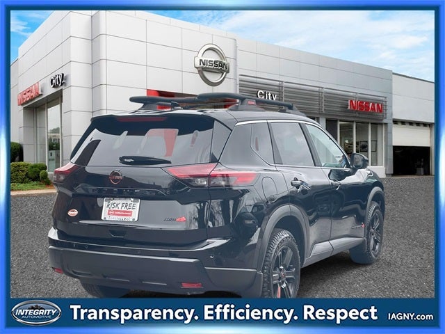 2025 Nissan Rogue Rock Creek