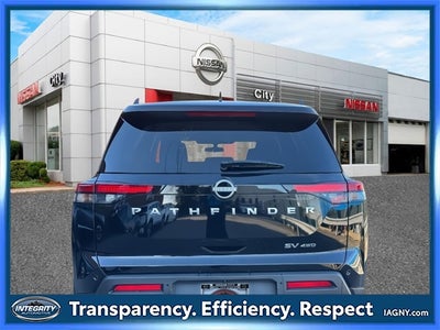 2024 Nissan Pathfinder SV