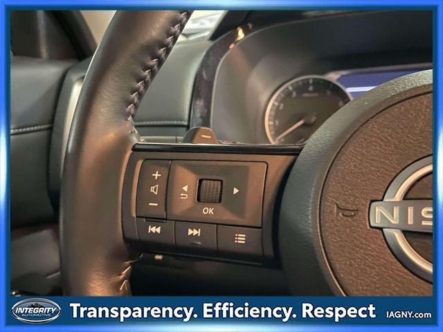 2025 Nissan Pathfinder SL 4WD