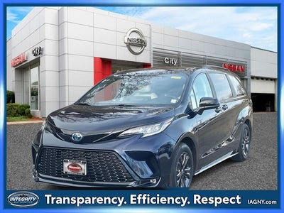 2025 Toyota Sienna XSE 7 Passenger