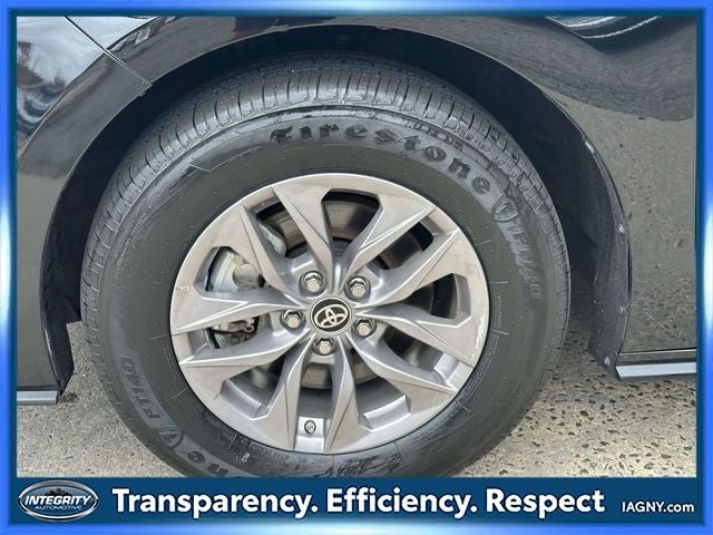 2024 Toyota Sienna XLE 8 Passenger