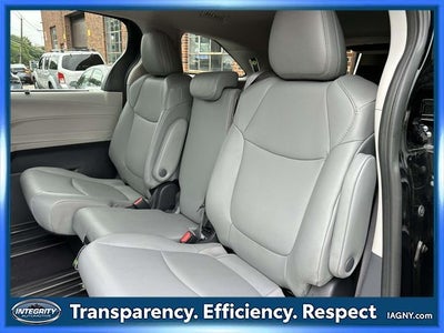2024 Toyota Sienna XLE 8 Passenger