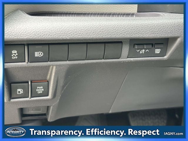 2024 Toyota Sienna XLE 8 Passenger
