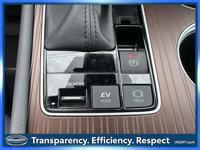2024 Toyota Sienna XLE 8 Passenger