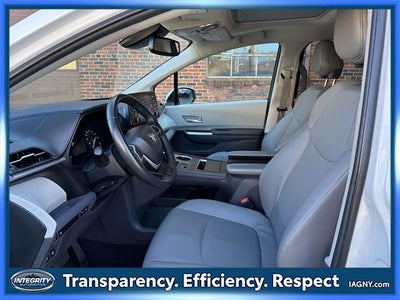 2024 Toyota Sienna XLE 8 Passenger