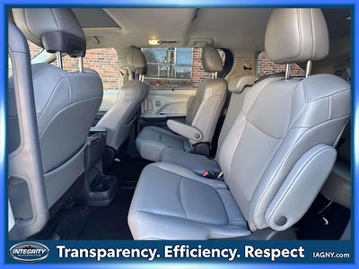 2024 Toyota Sienna XLE 8 Passenger