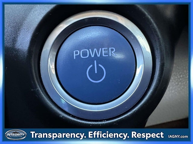 2024 Toyota Sienna XLE 8 Passenger