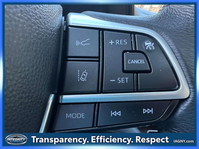 2024 Toyota Sienna XLE 8 Passenger