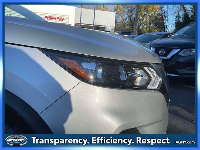 2022 Nissan Rogue Sport S