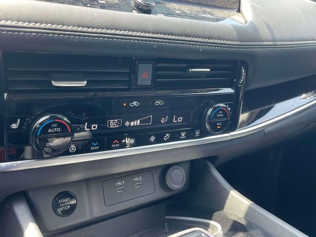 2024 Nissan Rogue SL