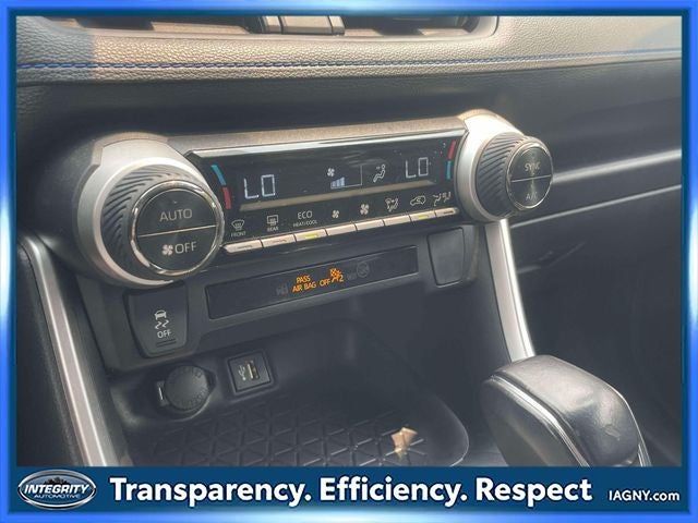 2023 Toyota RAV4 Hybrid SE