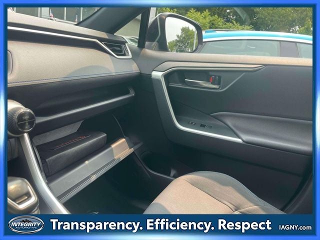 2023 Toyota RAV4 Hybrid SE