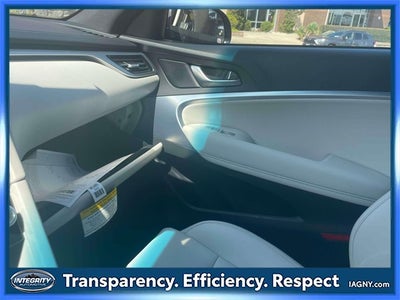 2024 Genesis G70 2.5T