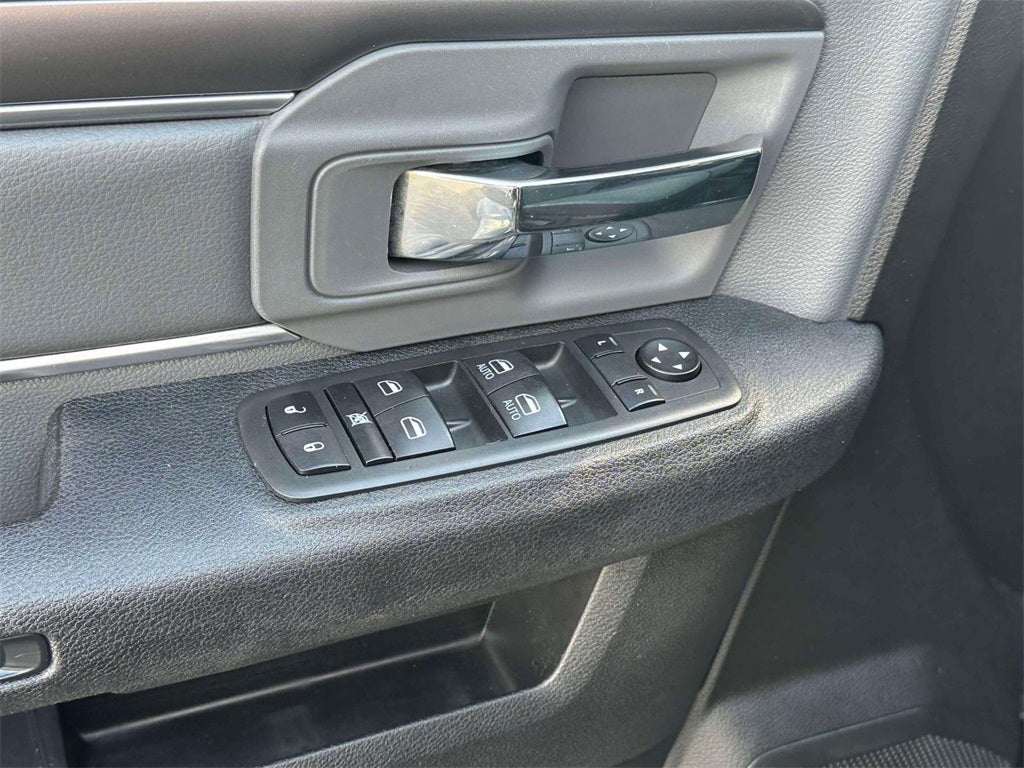 2021 RAM 1500 Classic SLT