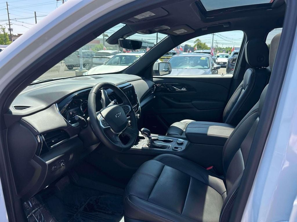 2023 Chevrolet Traverse RS