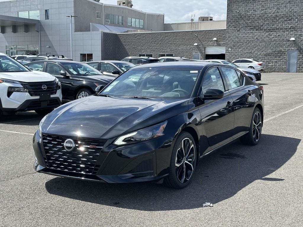 2026 Nissan Altima SR