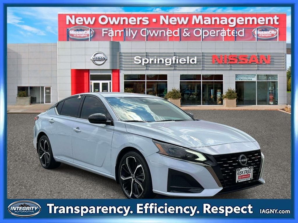 2023 Nissan Altima 2.5 SR