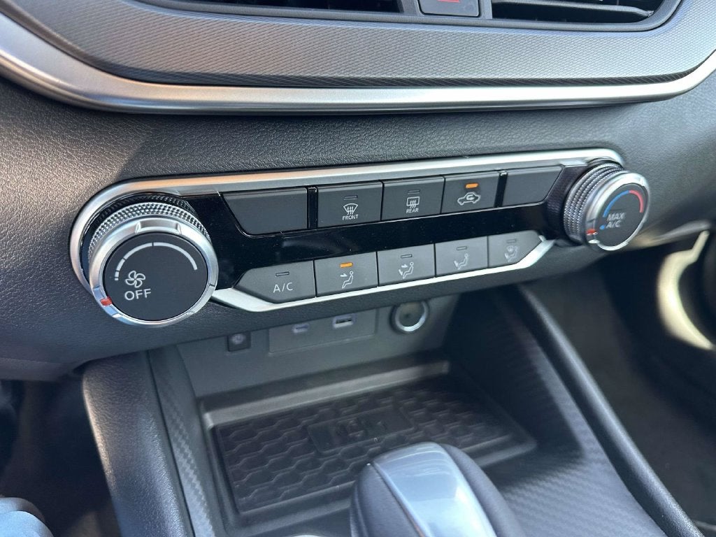2026 Nissan Altima SR