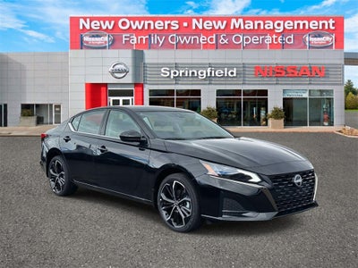 2025 Nissan Altima SR