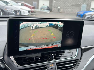 2025 Nissan Altima SR