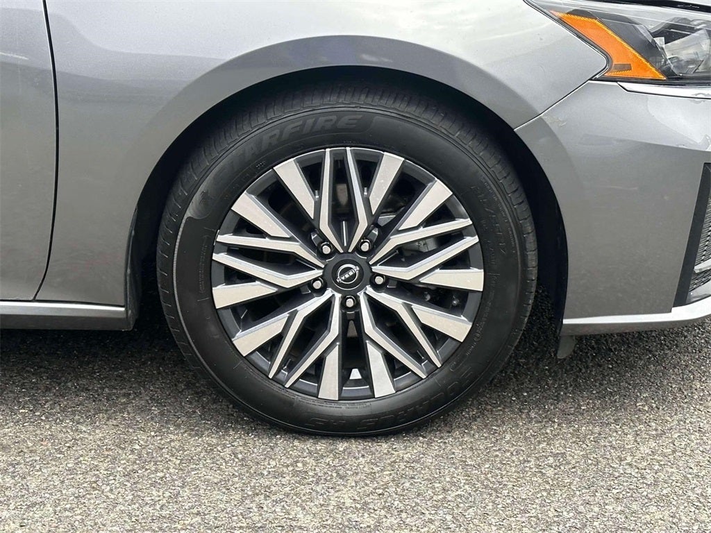 2023 Nissan Altima SV